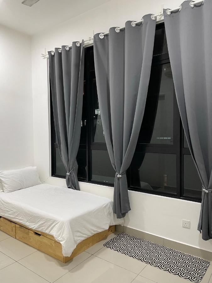 Aiyu Homestay, Conezion, Ioi Resort Putrajaya Exterior foto
